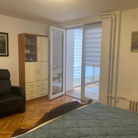 Sandra Apartment Ni Екстериор снимка