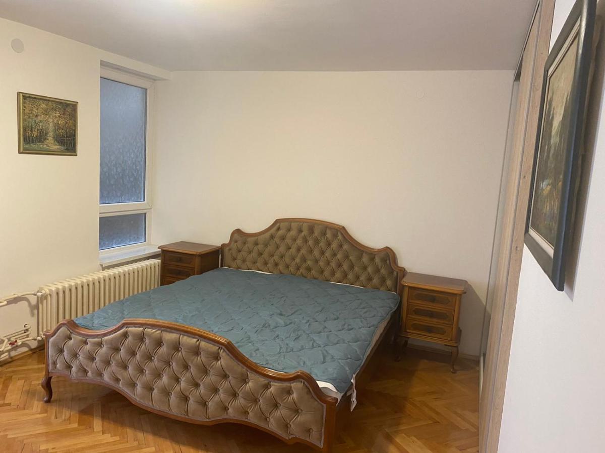 Sandra Apartment Ni Екстериор снимка